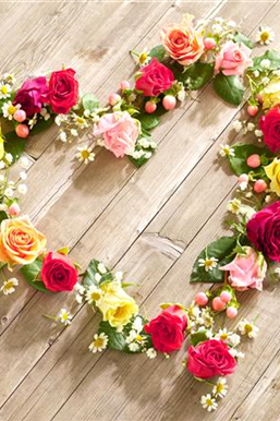 Blumige Deko zum Valentin